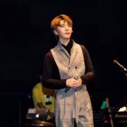 不染纤尘热播剧主题曲，金牌词曲人简弘亦