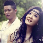 杨魏玲花：我这辈子最正确的决定，就是和曾毅五五分账嫁给 *** 朝