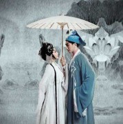 《白蛇传》明明是爱情传说，毛主席看完后为何嚎啕大哭，怒发冲冠