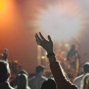 推荐5款值得收藏的音乐网站，付费歌曲免费下载，错过怪可惜的