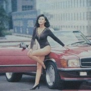 从一代艳星到80亿豪门贵妇，​她是如何逆风翻盘的？