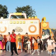 是胡闹，还是唱歌？《欢唱大篷车》什么人也能唱，这几个表演亮了