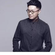 他写了一首歌找任贤齐被拒，被黄品源嫌弃，自己却唱火了12年