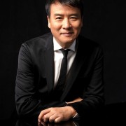 首部乡村振兴题材电影《战旗飘飘》，主题曲《心有力量》发布!