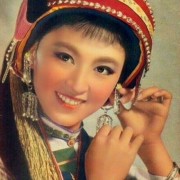 提问吉克隽逸唱的歌曲《云南》中海菜腔歌词是什么意思啊？