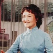 记得电影《春苗》《海霞》插曲演唱者陆青霜吗？如今90岁低调为人